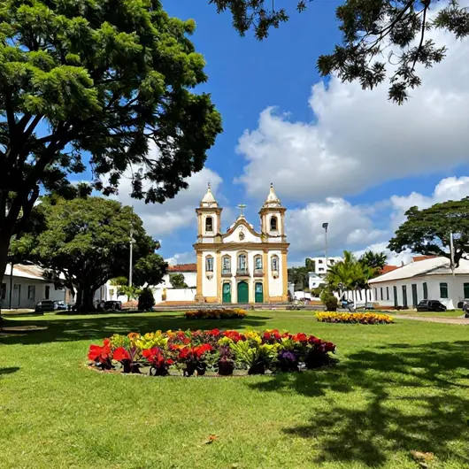 Explorando os Principais Pontos Turísticos